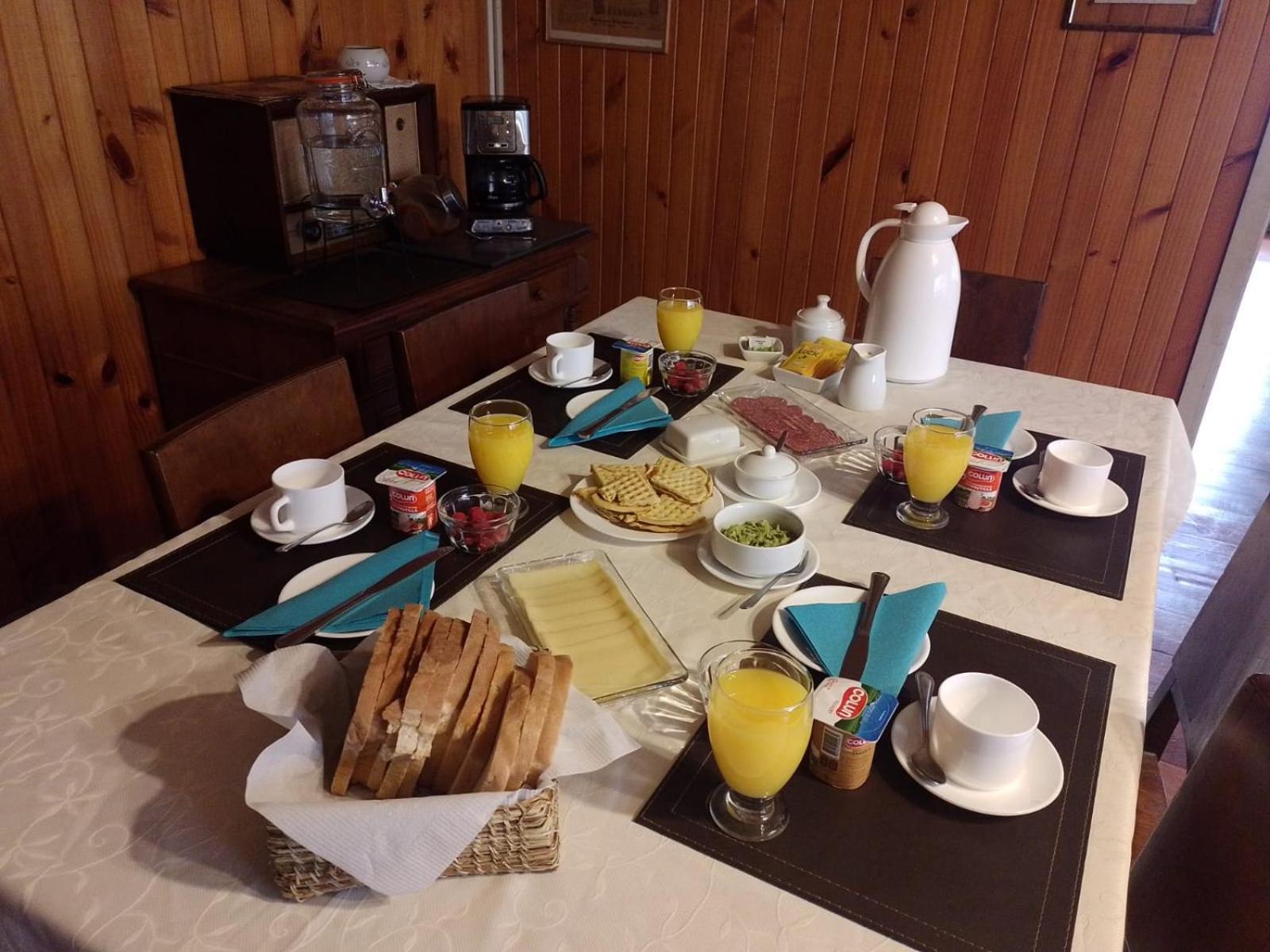 La Posada Del Colono Puerto Clocker 外观 照片